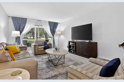 2302  Lucaya Ln, Unit #O1, Coconut Creek, FL 33066 - Photo 12