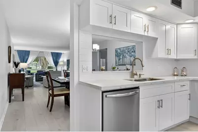 2302  Lucaya Ln, Unit #O1, Coconut Creek, FL 33066 - Photo 8