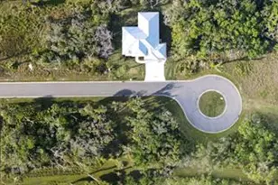 2411 Noble Oaks Ln, Fort Pierce, FL 34981 - Photo 2