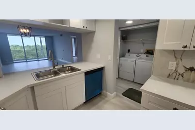 3503  Oaks Way, Unit #513, Pompano Beach, FL 33069 - Photo 6