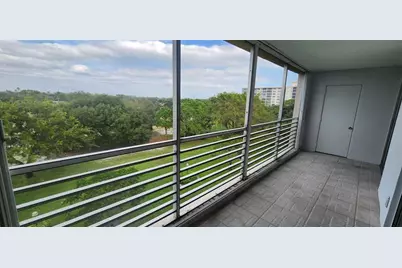 3503  Oaks Way, Unit #513, Pompano Beach, FL 33069 - Photo 34