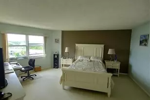 1200 Hibiscus Ave, Pompano Beach, FL 33062 - Photo 8