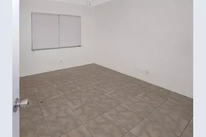 2361 NE 10th St, Unit #3, Pompano Beach, FL 33062 - Photo 10