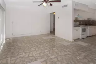 2361 NE 10th St, Pompano Beach, FL 33062 - Photo 8
