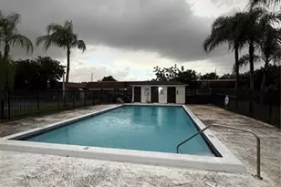 7823 Tam Oshanter Blvd, Pompano Beach, FL 33068 - Photo 6