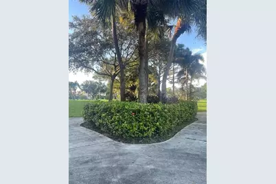 6300 S Falls Circle Dr, Unit #412, Lauderhill, FL 33319 - Photo 18