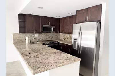 550  Bayshore Dr, Unit #310, Fort Lauderdale, FL 33304 - Photo 4