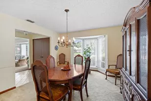 137 SE Turtle Creek Dr, Jupiter, FL 33469 - Photo 10