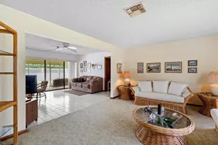 137 SE Turtle Creek Dr, Jupiter, FL 33469 - Photo 6