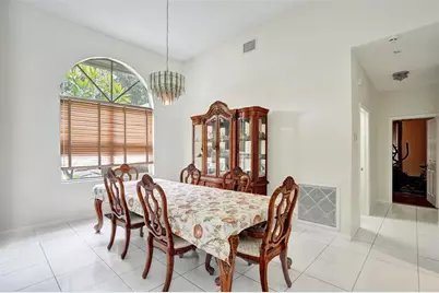 6411 NW 41st St, Coral Springs, FL 33067 - Photo 10