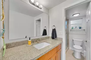 400 N Surf Rd, Hollywood, FL 33019 - Photo 36