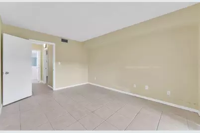 331 NW 76th Ave, Unit #104, Margate, FL 33063 - Photo 14