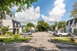 13509 NE 21st Ct, North Miami, FL 33181 - Photo 12