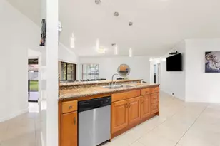 2326 NW 96th Way, Coral Springs, FL 33065 - Photo 8