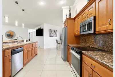 2326 NW 96th Way, Coral Springs, FL 33065 - Photo 6