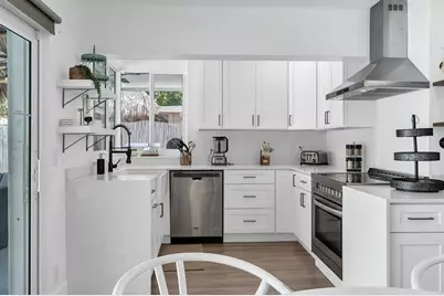 2233 SE 15th St, Pompano Beach, FL 33062 - Photo 28