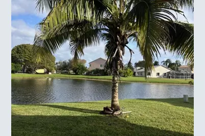 8624  Windy Cir, Boynton Beach, FL 33472 - Photo 2