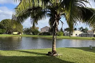 8624 Windy Cir, Boynton Beach, FL 33472 - Photo 2