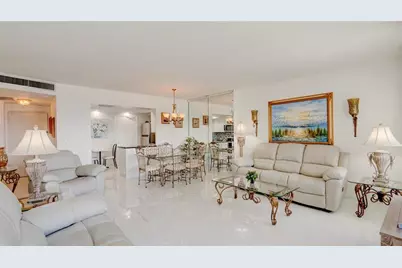 3333 NE 34th St, Unit #811, Fort Lauderdale, FL 33308 - Photo 4