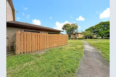 2300 NW 37th Ave, Coconut Creek, FL 33066 - Photo 32