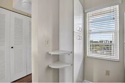 2236 N Cypress Bend Dr, Unit #508, Pompano Beach, FL 33069 - Photo 8