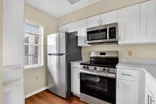 2236 N Cypress Bend Dr, Pompano Beach, FL 33069 - Photo 6