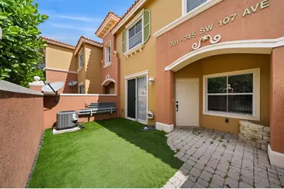 717 SW 107th Avenue, Unit #2203, Pembroke Pines, FL 33025 - Photo 2