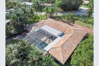 556 SE 15th Ave, Deerfield Beach, FL 33441 - Photo 4