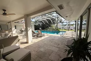 556 SE 15th Ave, Deerfield Beach, FL 33441 - Photo 10