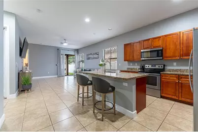 5208 NW 48th Ln, Tamarac, FL 33319 - Photo 4