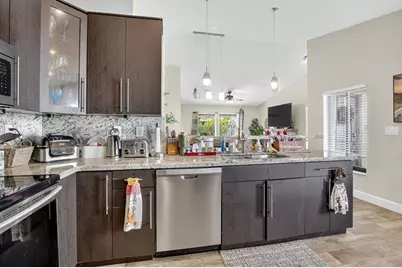 691  Willow Grove Ter, Davie, FL 33325 - Photo 12