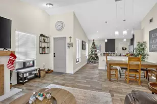 691 Willow Grove Terrace, Davie, FL 33325 - Photo 6