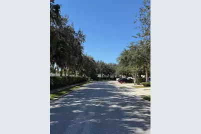 1161  Pinewood Lake Ct, Greenacres, FL 33415 - Photo 2