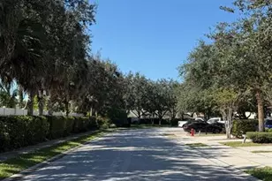 1161 Pinewood Lake Ct, Greenacres, FL 33415 - Photo 2