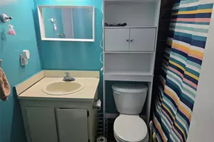 7468 NW 33rd St, Lauderhill, FL 33319 - Photo 8