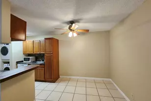 545 Trace Cir, Deerfield Beach, FL 33441 - Photo 14