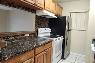 545 Trace Cir, Deerfield Beach, FL 33441 - Photo 10