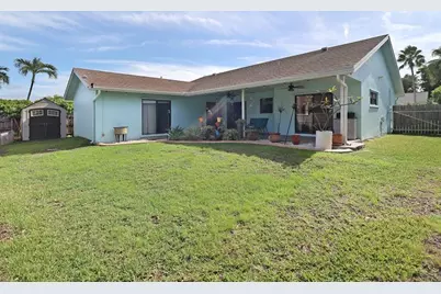 231 SE 9th St, Dania Beach, FL 33004 - Photo 10
