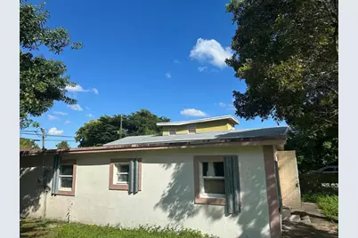 2863 NW 12th Ct, Fort Lauderdale, FL 33311 - Photo 8