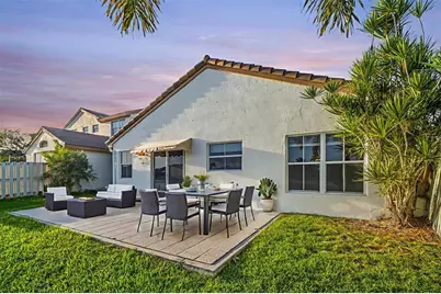 18510 NW 22nd St, Pembroke Pines, FL 33029 - Photo 14