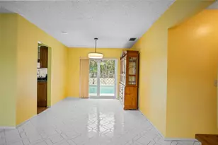 11331 NW 29th St, Sunrise, FL 33323 - Photo 6
