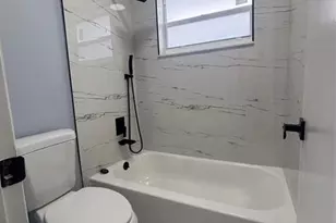 814 SW 12th Pl, Fort Lauderdale, FL 33315 - Photo 16