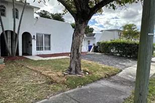 814 SW 12th Pl, Fort Lauderdale, FL 33315 - Photo 32