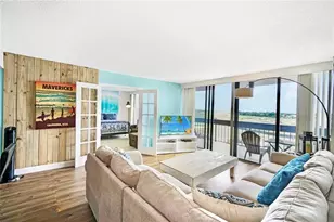 2400 Presidential Way, West Palm Beach, FL 33401 - Photo 10