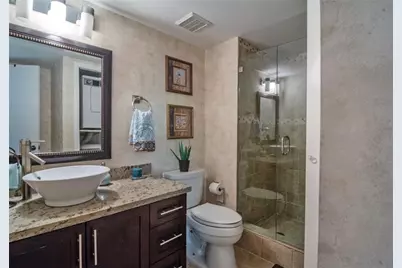 301  Lakeview Dr, Unit #204, Weston, FL 33326 - Photo 22