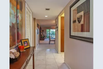 301  Lakeview Dr, Unit #204, Weston, FL 33326 - Photo 4