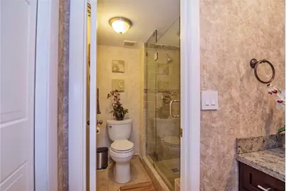 301  Lakeview Dr, Unit #204, Weston, FL 33326 - Photo 20