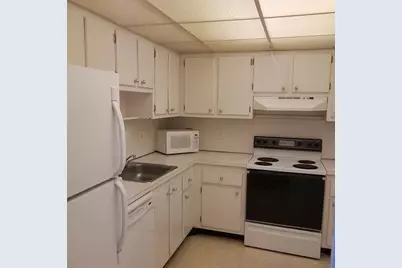 1300 NE Miami Gardens Dr, Unit #810E, Miami, FL 33179 - Photo 2