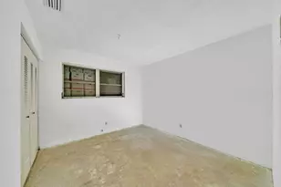 5811 NE 1st Terrace, Oakland Park, FL 33334 - Photo 18