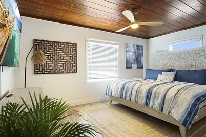 307  Granada St, Fort Pierce, FL 34949 - Photo 16